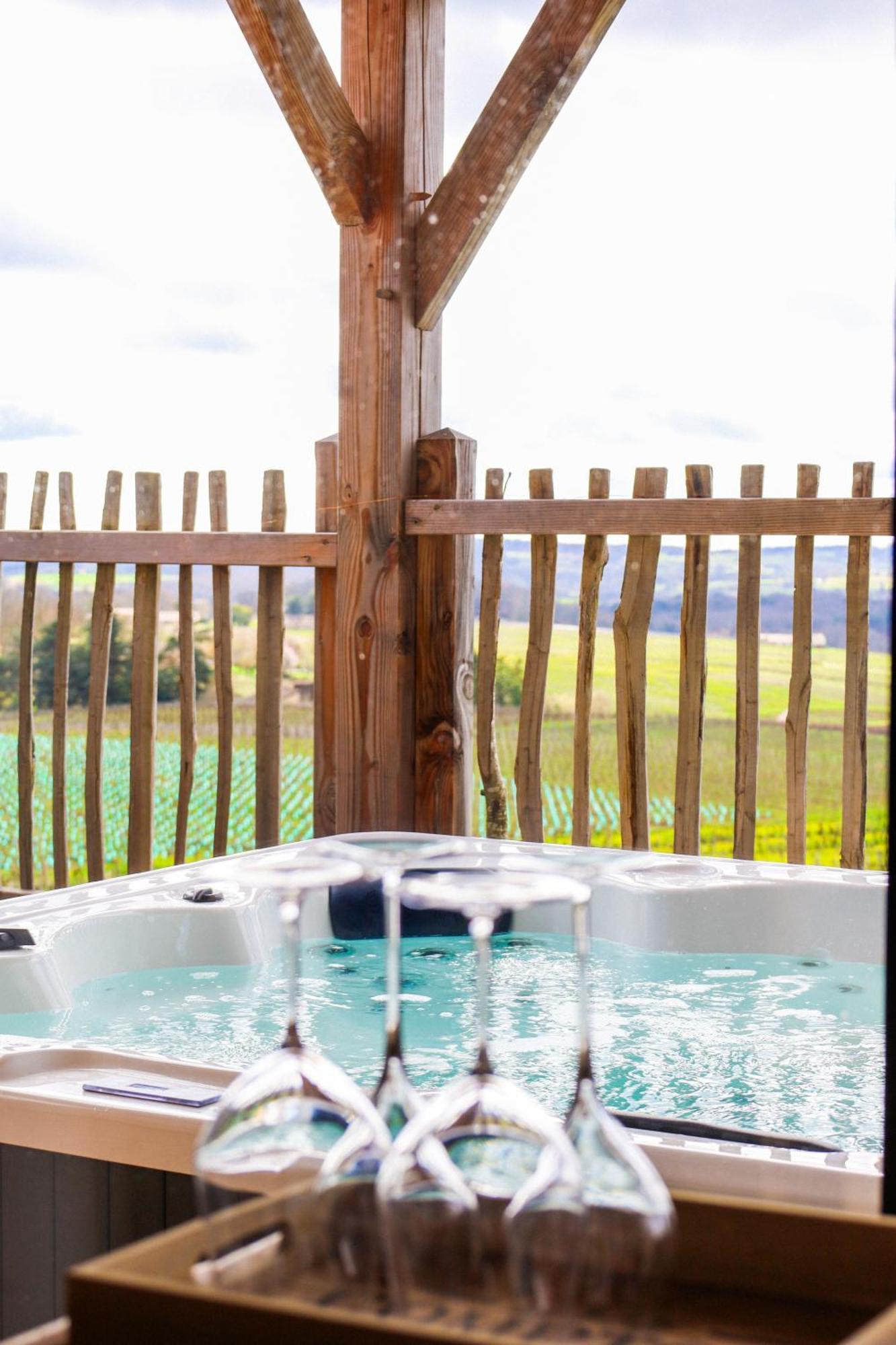 Bed and Breakfast Le Domaine De La Tour Des Vents Bergerac Exteriér fotografie